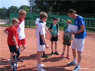 Uitleg van de spelregels door Kristof Costermans